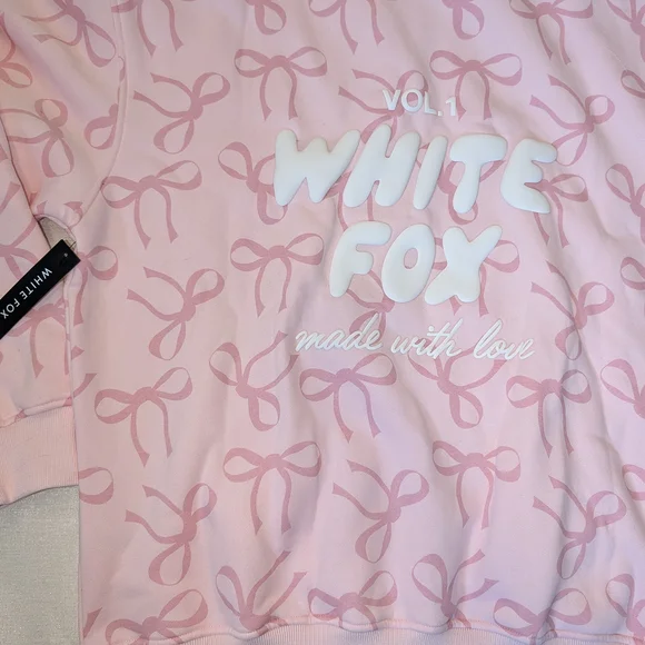 White Fox Boutique Oversized Printed Pink Posy Bow Hoodie - Picture 5 of 5
